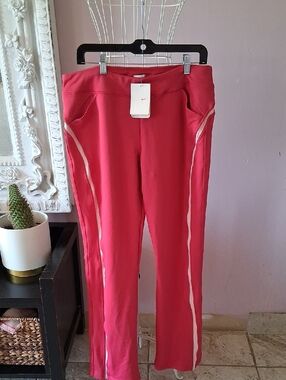 NWT Nike Vintage Dri-FIT Tennis Track Pants Pink/Red - Size L